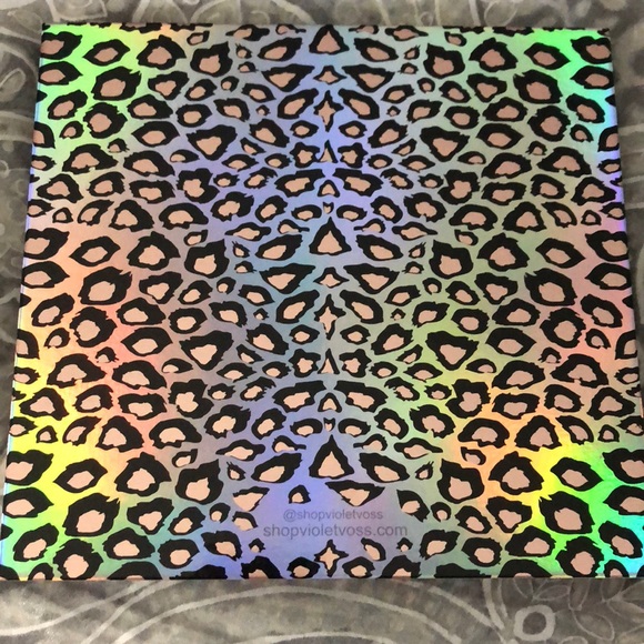 Violet Voss Eyeshadow Palette - Picture 5 of 5